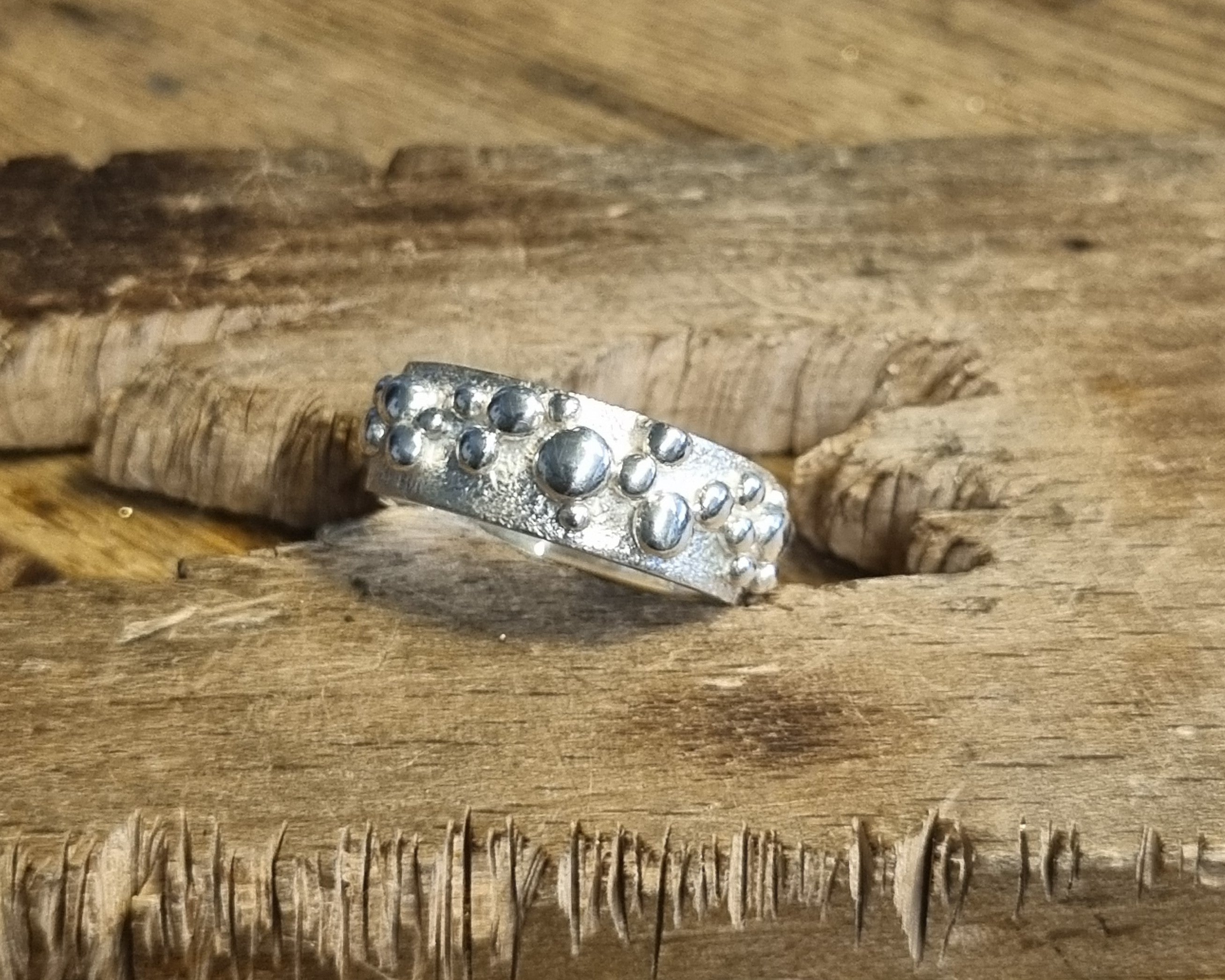 Ring 020125R