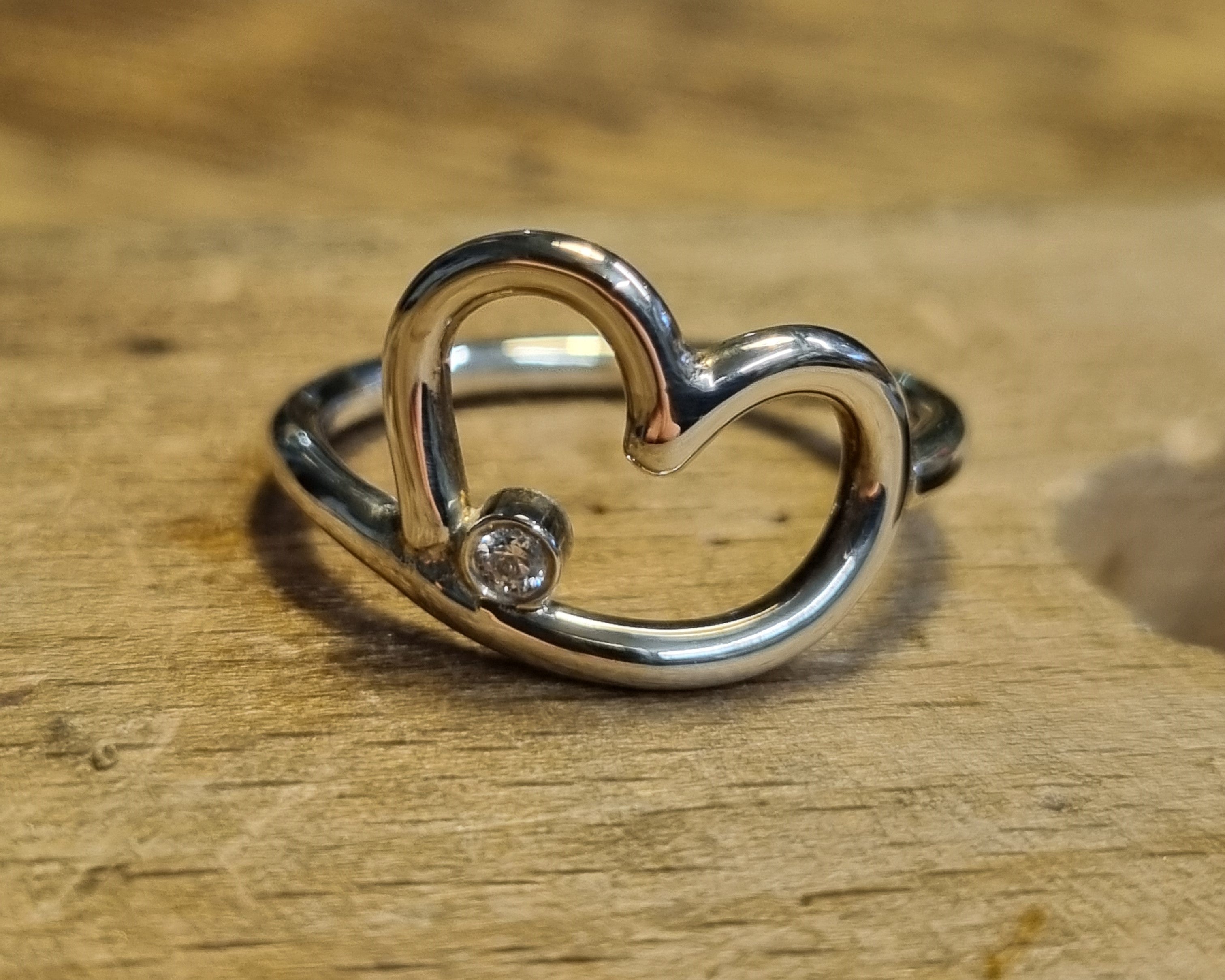 Ring VZ051124R