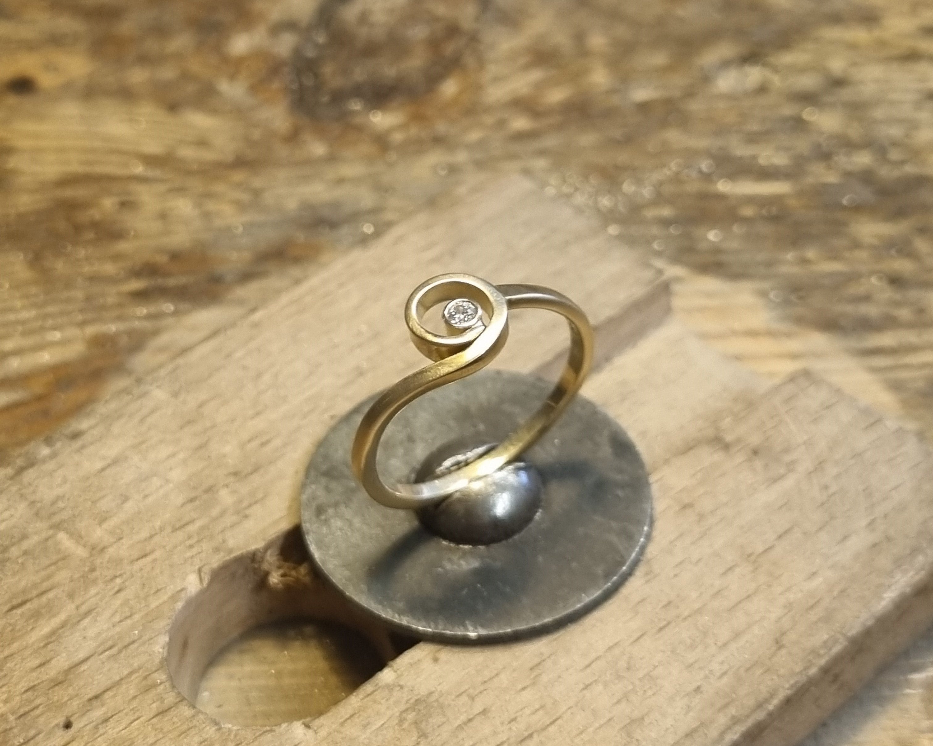 Ring VZ131125R